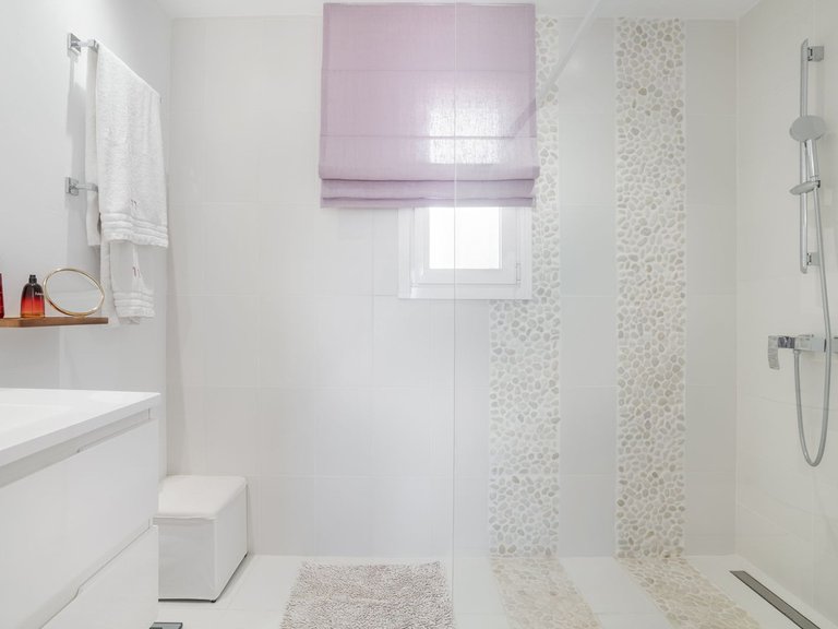 Apartment for Sale in Nueva Andalucía, Malaga 16