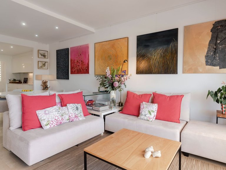 Apartment for Sale in Nueva Andalucía, Malaga 8