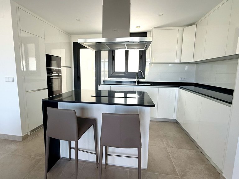 Apartment for Sale in Atalaya, Malaga 1