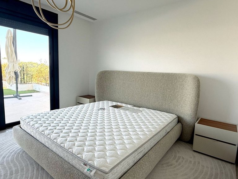 Apartment for Sale in Atalaya, Malaga 9
