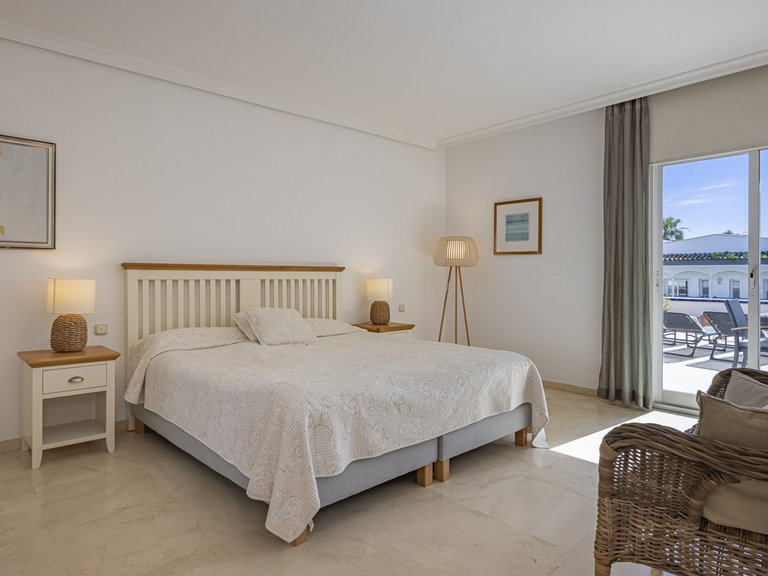 Apartment for Sale in Estepona, Malaga 17