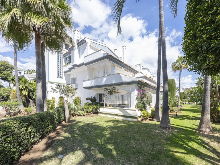 Apartment for Sale in Estepona, Malaga 41