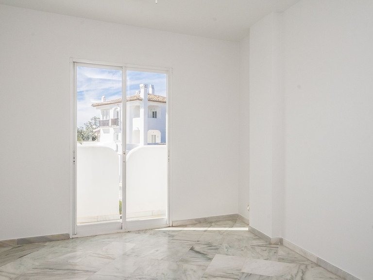 Apartment for Sale in Elviria, Malaga 10