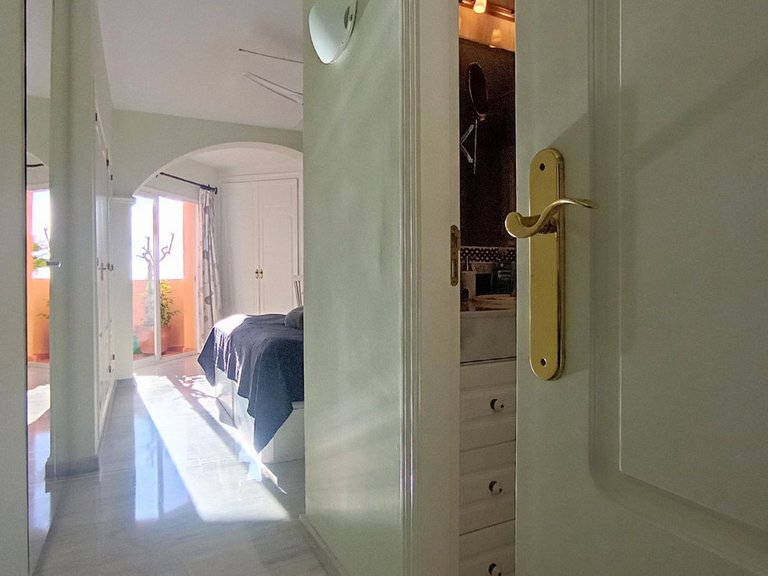 Apartment for Sale in Calahonda, Malaga 23
