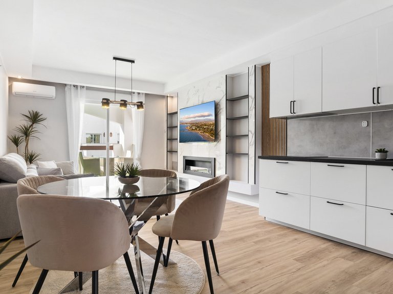 Apartment for Sale in Nueva Andalucía, Malaga 4