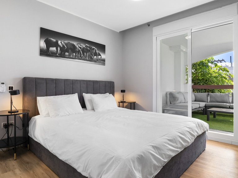 Apartment for Sale in Nueva Andalucía, Malaga 9