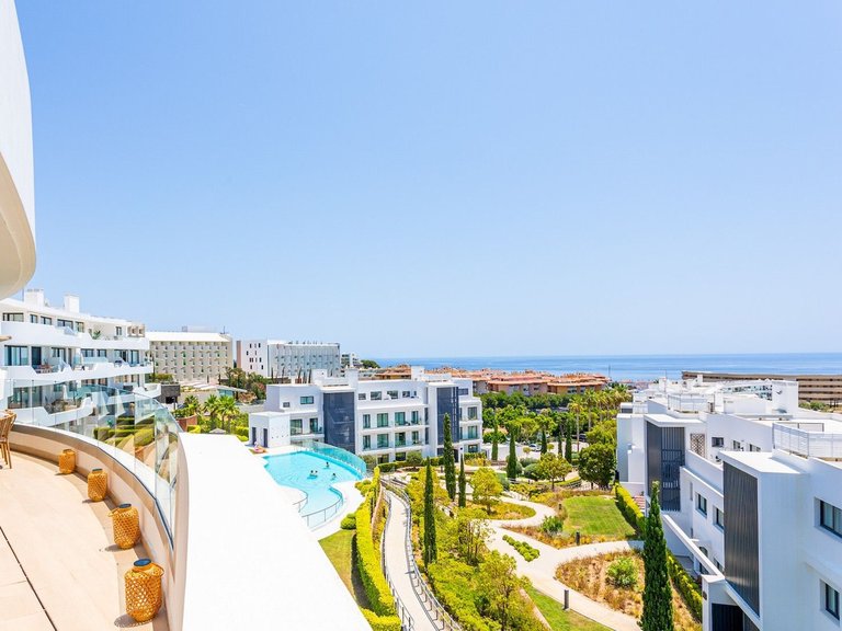 Apartment for Sale in Fuengirola, Malaga 26
