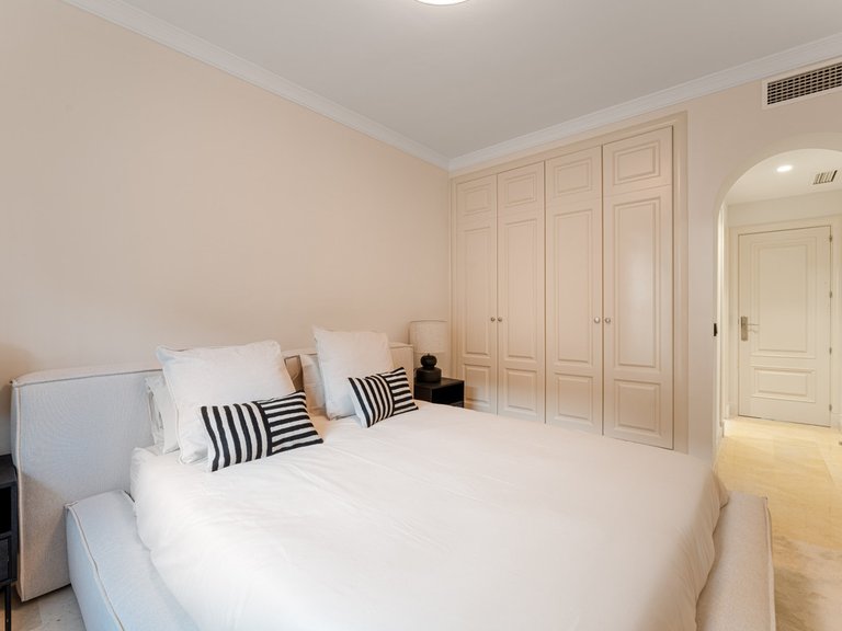 Apartment for Sale in Sierra Blanca, Malaga 26