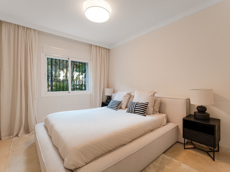 Apartment for Sale in Sierra Blanca, Malaga 27