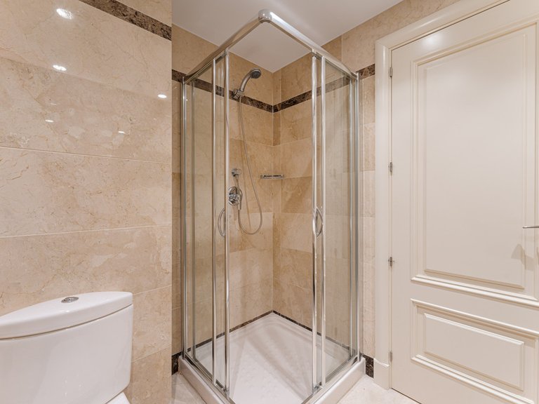 Apartment for Sale in Sierra Blanca, Malaga 28