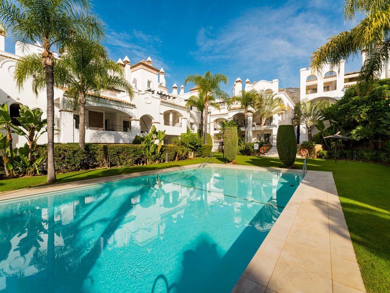Apartment for Sale in Sierra Blanca, Malaga 31