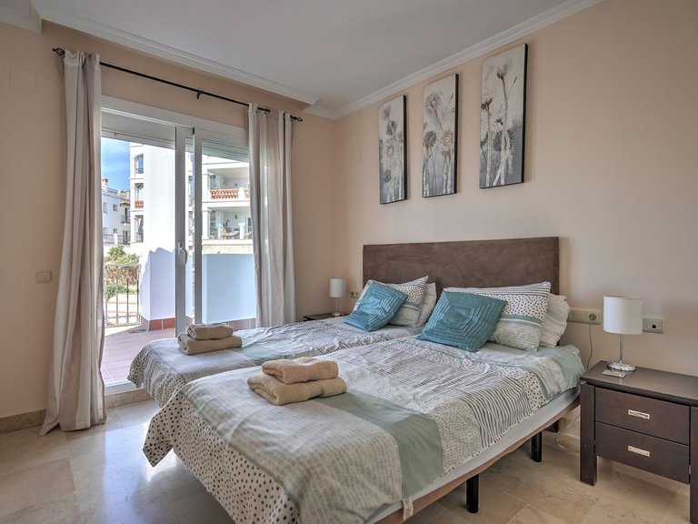Apartment for Sale in Calahonda, Malaga 15