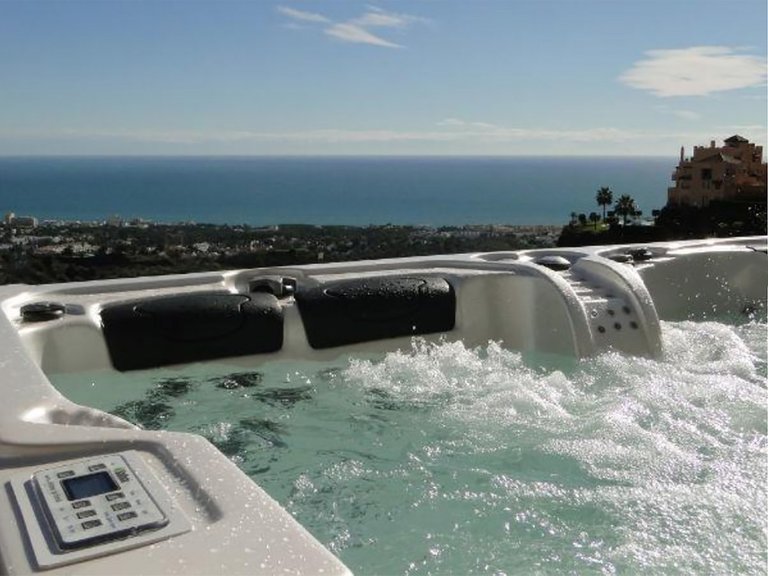 Apartment for Sale in Calahonda, Malaga 18