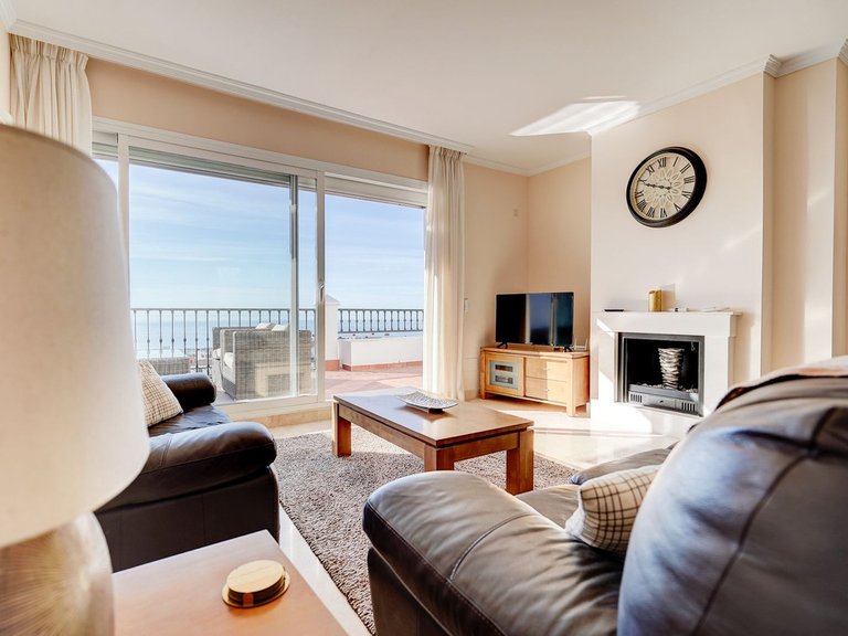 Apartment for Sale in Calahonda, Malaga 3