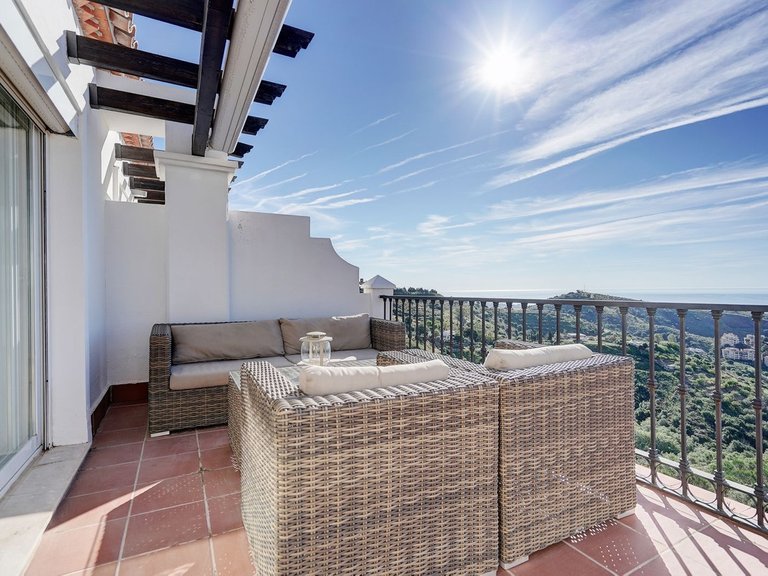 Apartment for Sale in Calahonda, Malaga 7