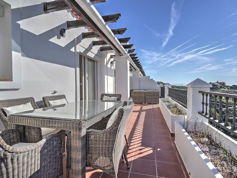 Apartment for Sale in Calahonda, Malaga 8