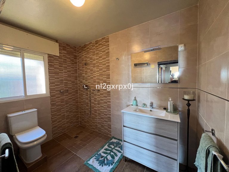 Villa for Sale in Marbella, Malaga 12