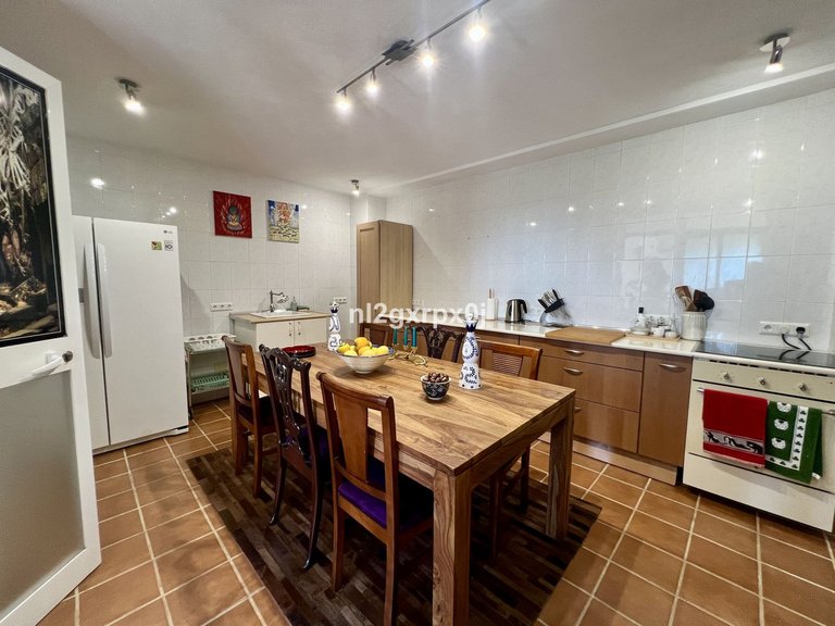 Villa for Sale in Marbella, Malaga 26
