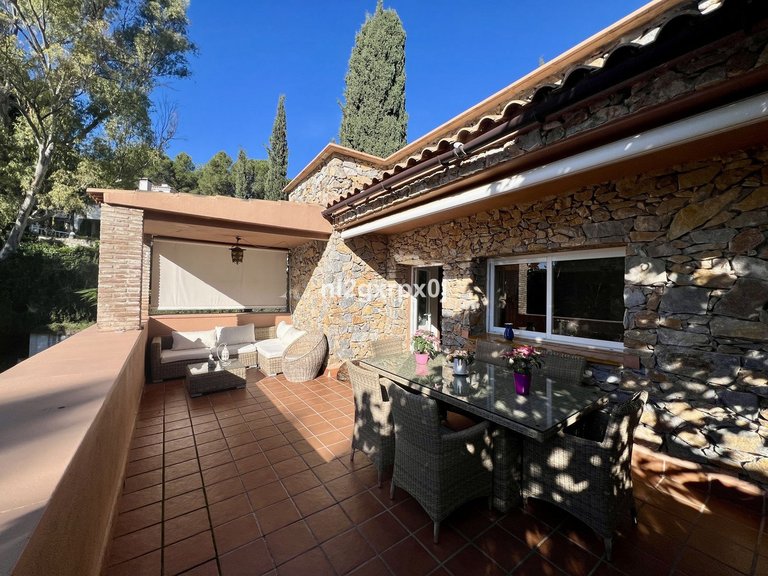 Villa for Sale in Marbella, Malaga 33