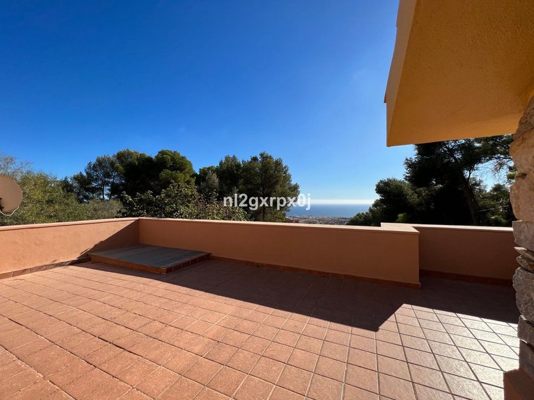Villa for Sale in Marbella, Malaga 35