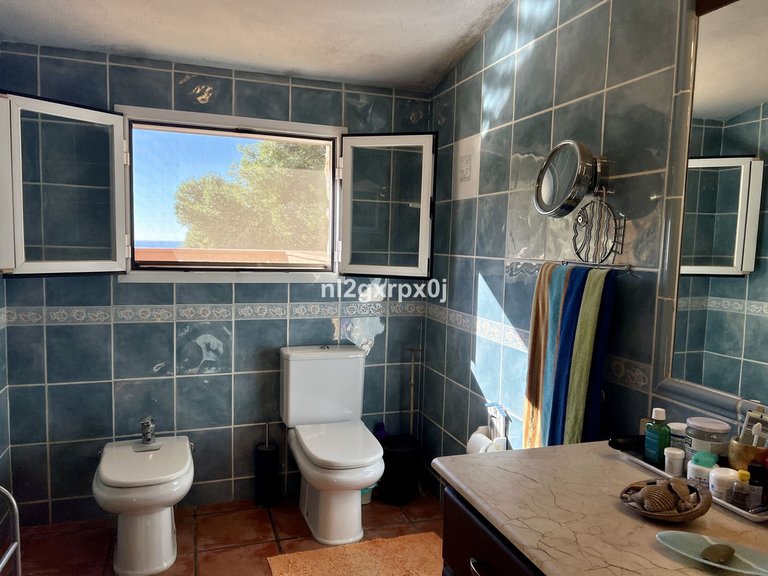 Villa for Sale in Marbella, Malaga 42