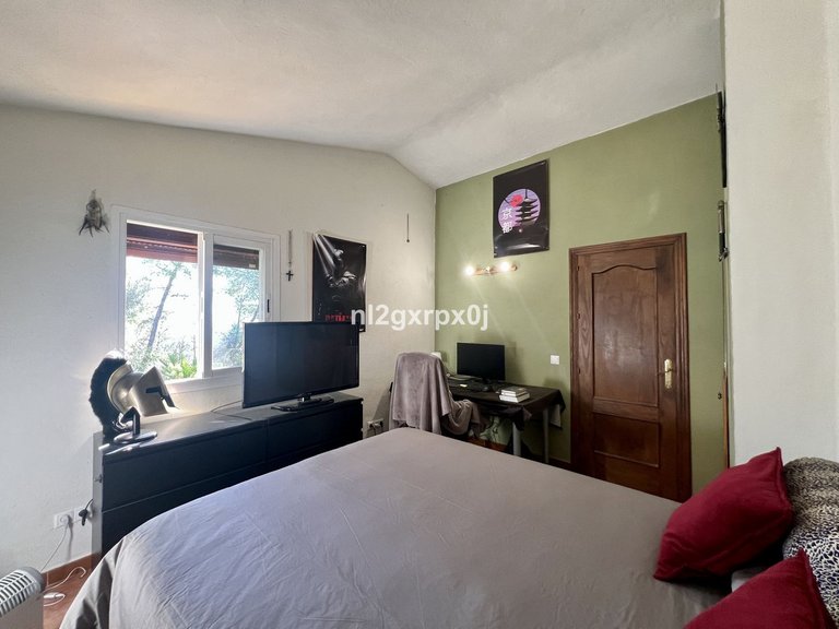 Villa for Sale in Marbella, Malaga 48