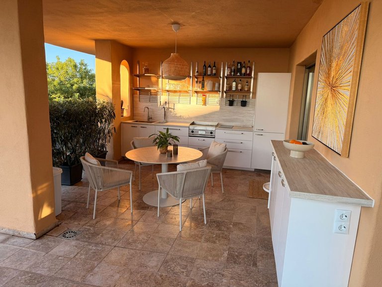 Apartment for Sale in El Paraiso, Malaga 36