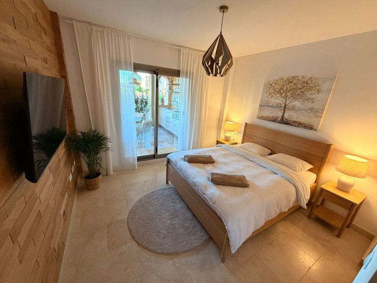 Apartment for Sale in El Paraiso, Malaga 4