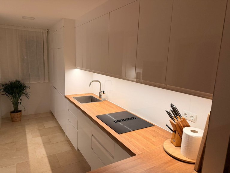 Apartment for Sale in El Paraiso, Malaga 7