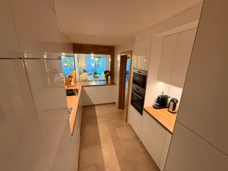 Apartment for Sale in El Paraiso, Malaga 9