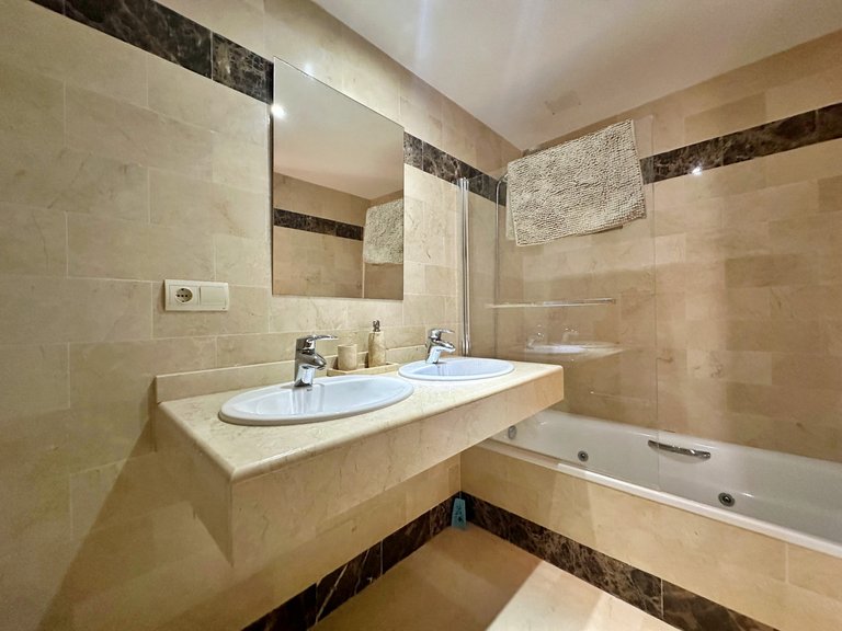 Villa for Sale in Benahavís, Malaga 6
