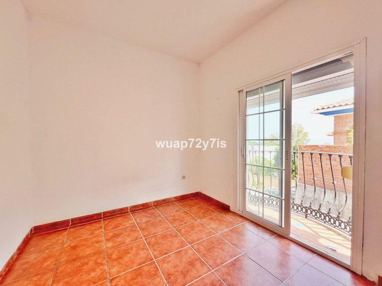 Villa for Sale in Benalmadena, Malaga 13