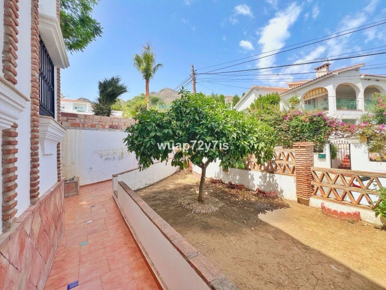 Villa for Sale in Benalmadena, Malaga 18