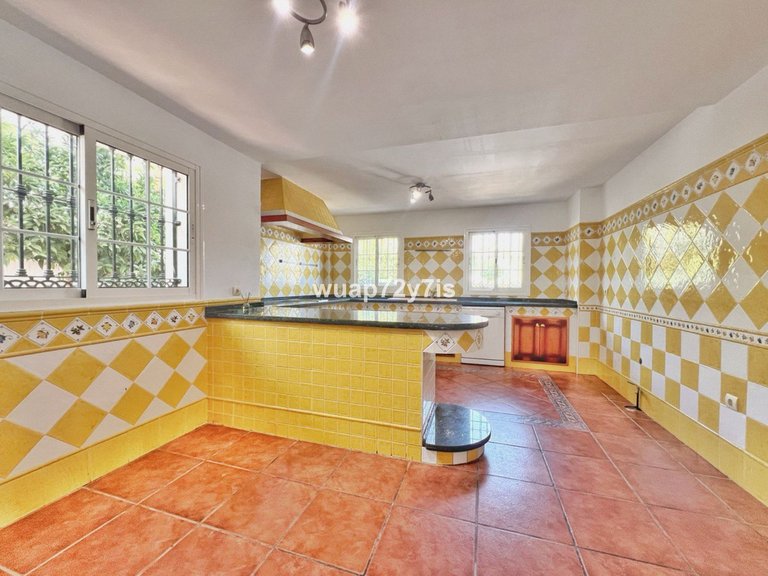 Villa for Sale in Benalmadena, Malaga 7