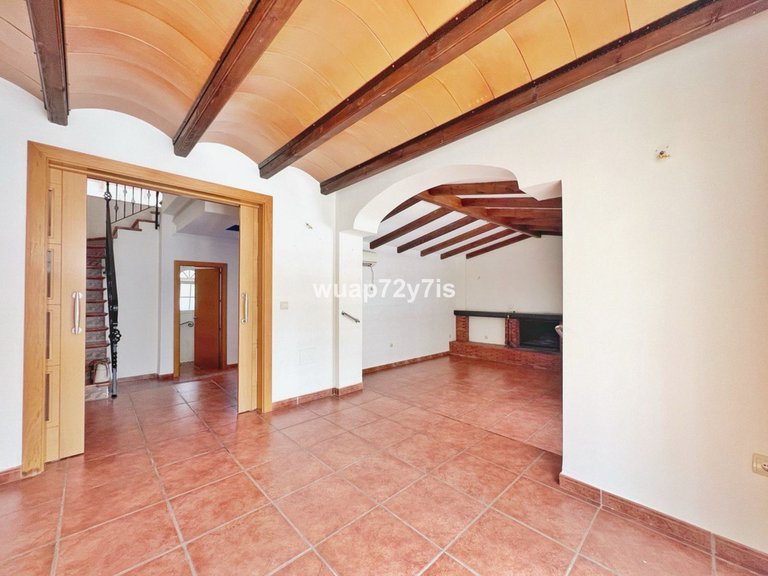 Villa for Sale in Benalmadena, Malaga 8