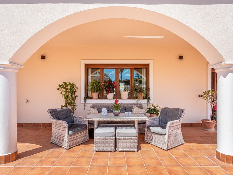 Villa for Sale in Sierrezuela, Malaga 30