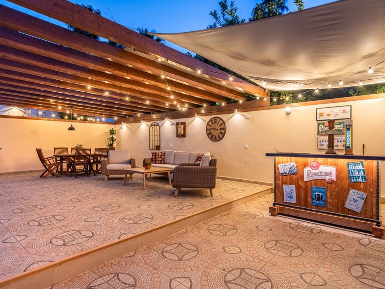 Villa for Sale in Sierrezuela, Malaga 41