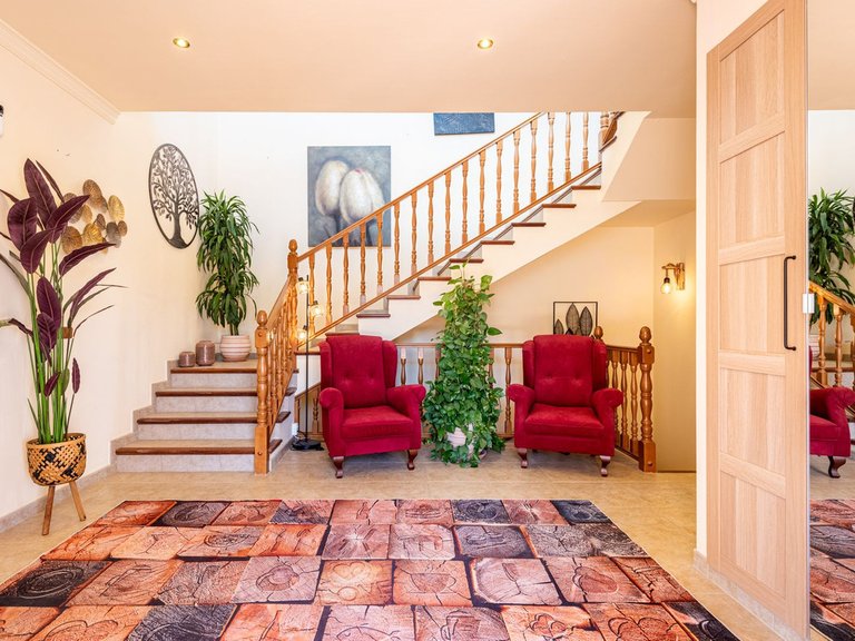 Villa for Sale in Sierrezuela, Malaga 50