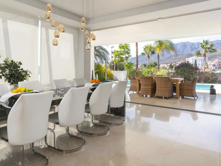 Villa for Sale in Río Real, Malaga 10