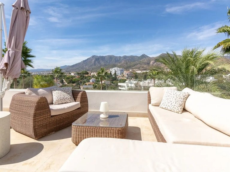 Villa for Sale in Río Real, Malaga 19