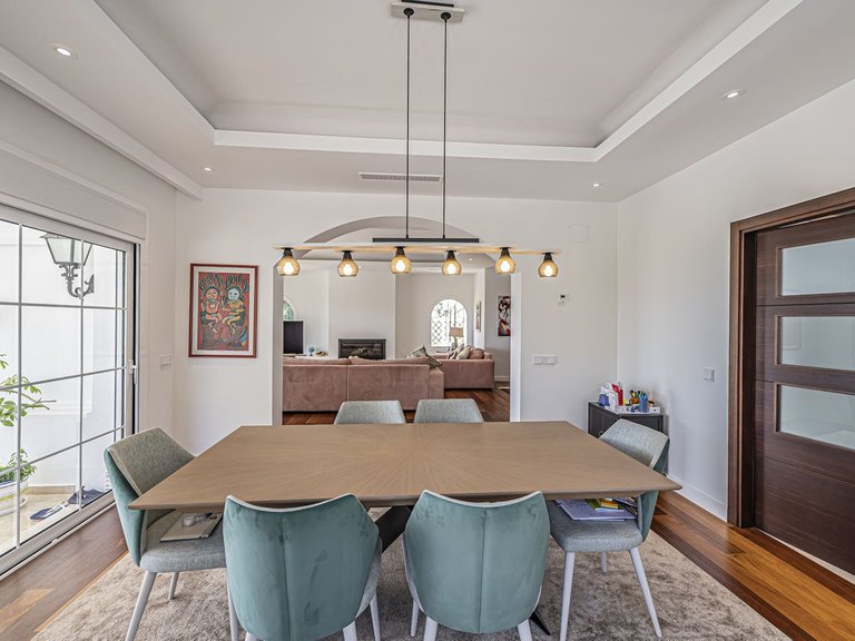 Villa for Sale in El Paraiso, Malaga 21