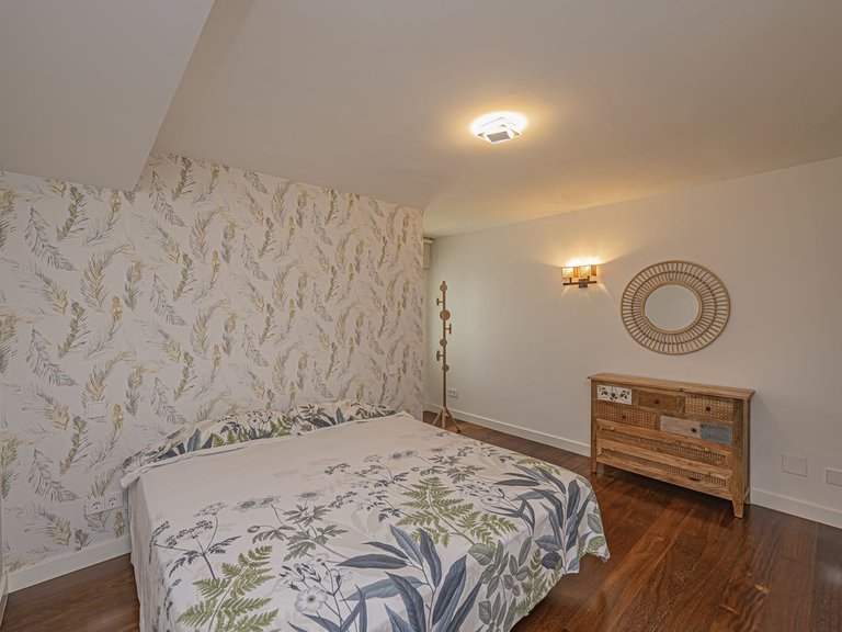 Villa for Sale in El Paraiso, Malaga 40