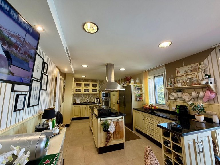 Penthouse for Sale in Estepona, Malaga 8