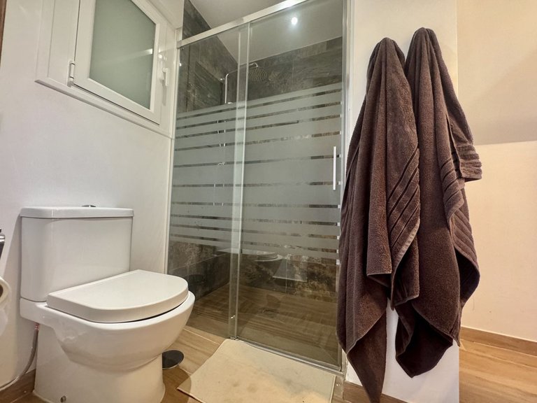 Villa for Sale in Estepona, Malaga 25