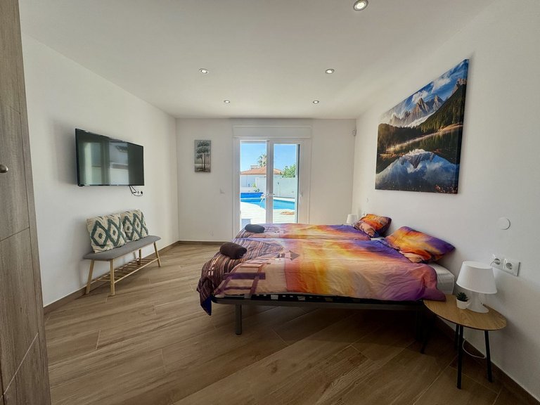 Villa for Sale in Estepona, Malaga 27
