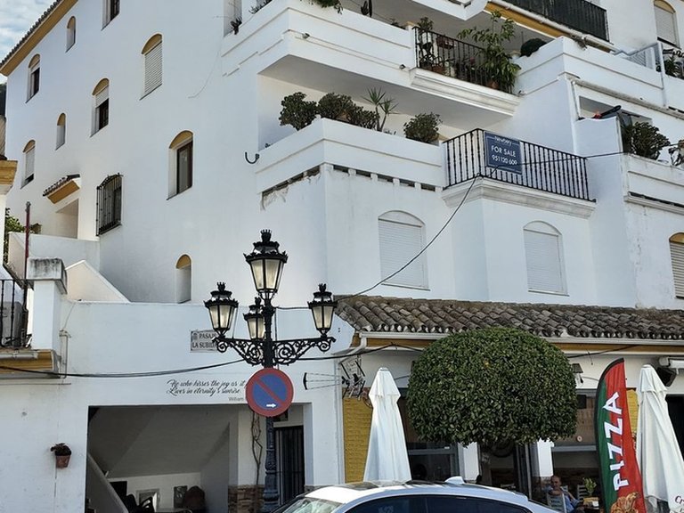 Apartment for Sale in Benahavís, Malaga 40