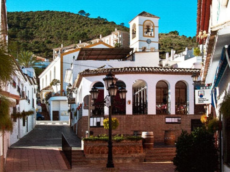 Apartment for Sale in Benahavís, Malaga 43