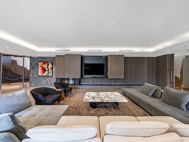 Villa for Sale in Marbella, Malaga 2