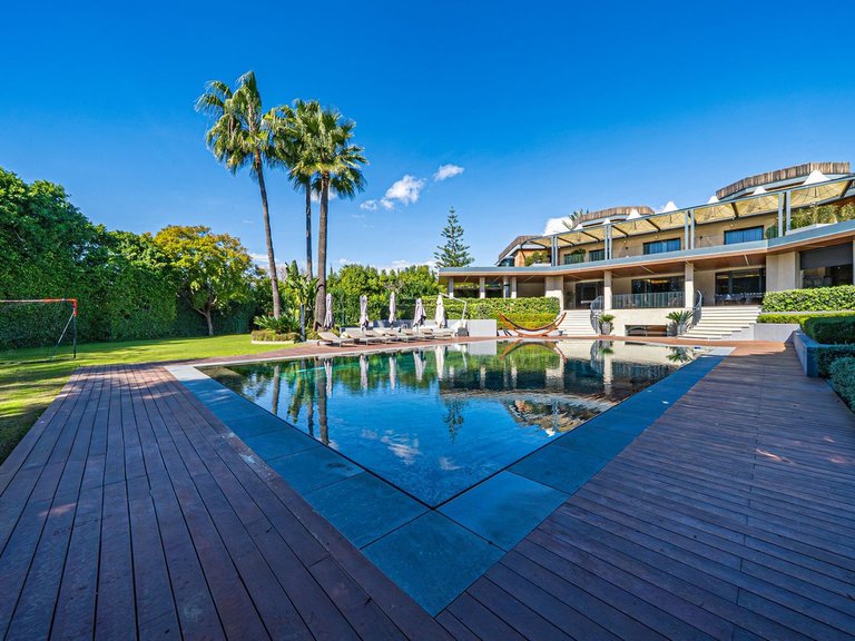 Villa for Sale in Marbella, Malaga 53