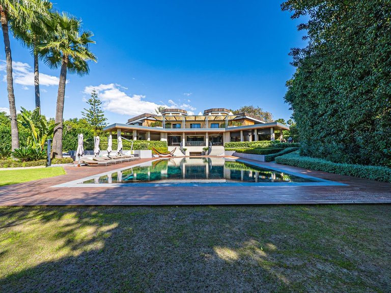Villa for Sale in Marbella, Malaga 59